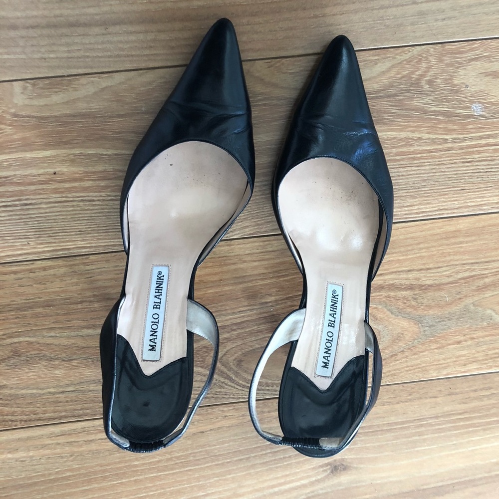 Pointy toe sling back kitten heels